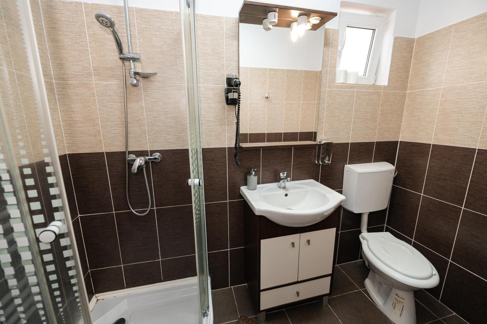 Casa Alex Calimanesti Hotel Eksteriør billede