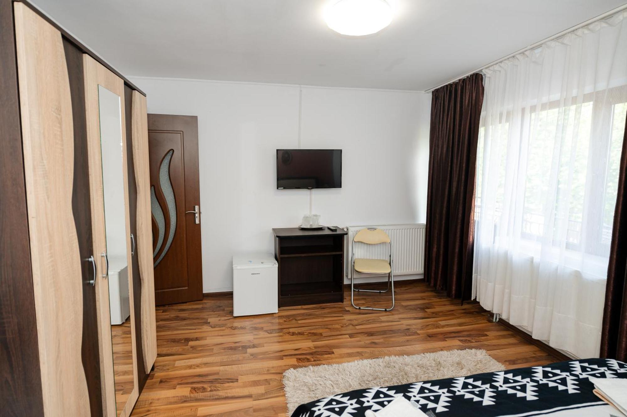 Casa Alex Calimanesti Hotel Eksteriør billede